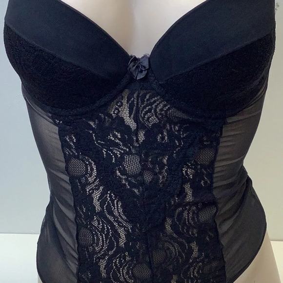 Zuliana Size Small Black Bustier With Garter Straps. Made in Brazil. New W/Tags - Picture 2 of 4